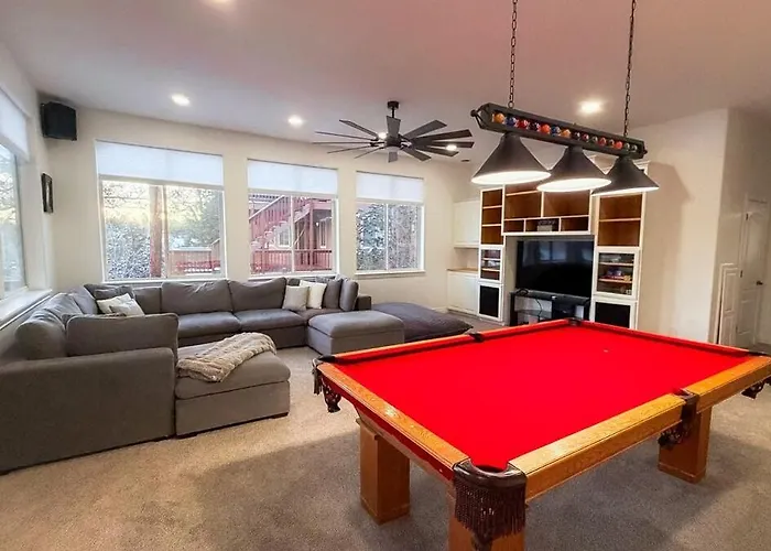 7br & Golf Course Retreat With Hot Tub Casa vacanze *