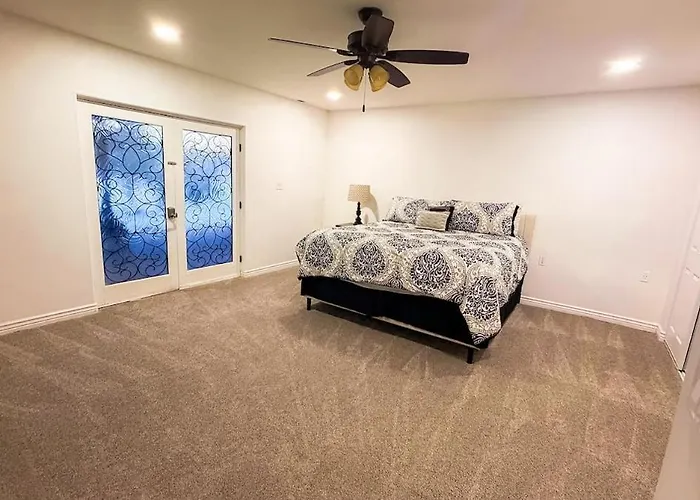 7br & Golf Course Retreat With Hot Tub Casa vacanze