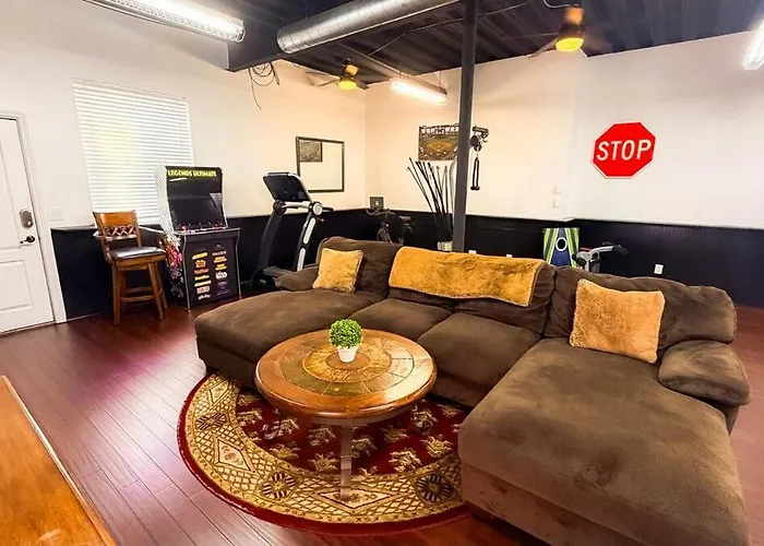 7br & Golf Course Retreat With Hot Tub Flagstaff