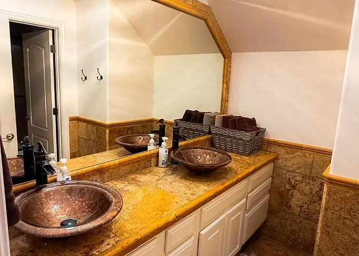 7br & Golf Course Retreat With Hot Tub Casa vacanze *