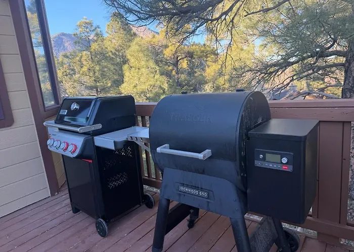 7br & Golf Course Retreat With Hot Tub