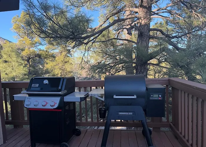 7br & Golf Course Retreat With Hot Tub