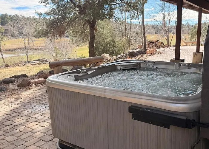 7br & Golf Course Retreat With Hot Tub Casa vacanze *