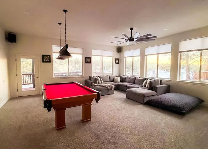 7br & Golf Course Retreat With Hot Tub Casa vacanze